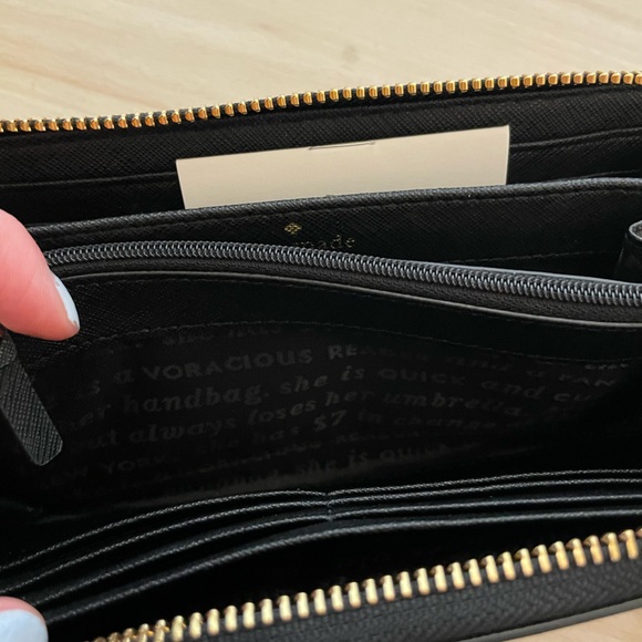 LIKE NEW Kate Spade Wallet - Full Sized Continental Wallet Colorblock Red, Black - Picture 5 of 14